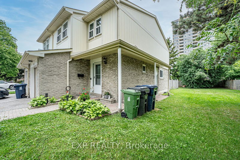 Preview image for 1290 Bridletowne Circ #54, Toronto