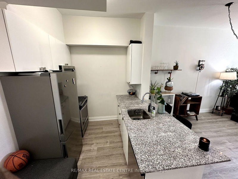 Preview image for 3655 Kingston Rd #105, Toronto