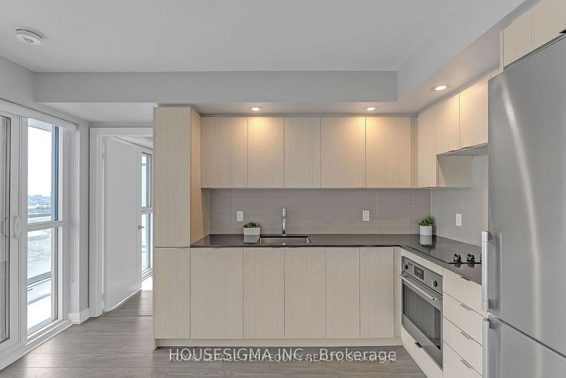 Preview image for 225 Village Green Sq #1909, Toronto