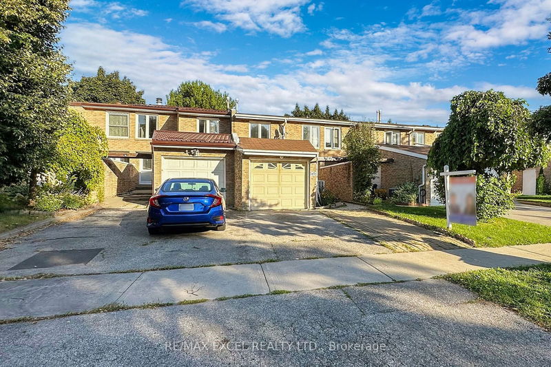 Preview image for 49 Ambercroft Blvd, Toronto