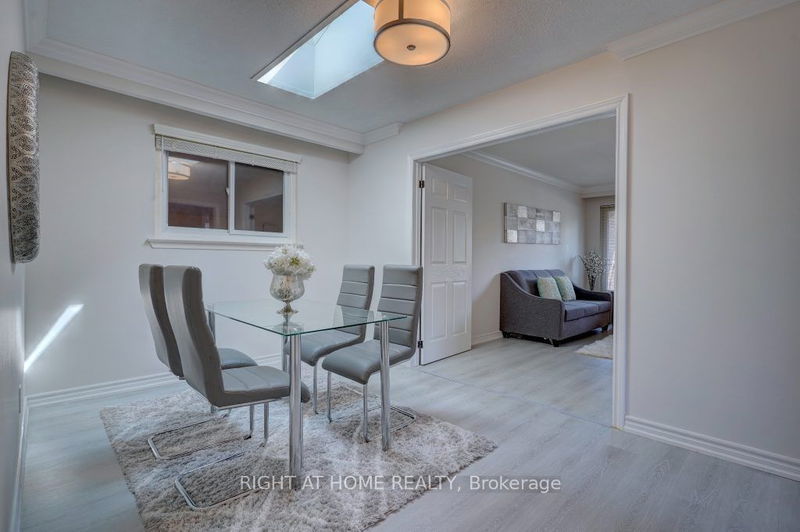 Preview image for 4010 Ellesmere Rd, Toronto