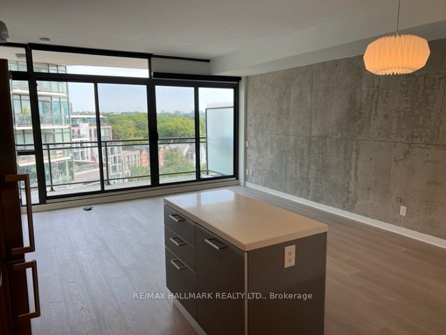 Preview image for 319 Carlaw Ave #906, Toronto