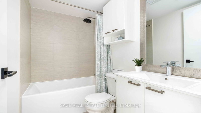 Preview image for 2150 Lawrence Ave #1002, Toronto