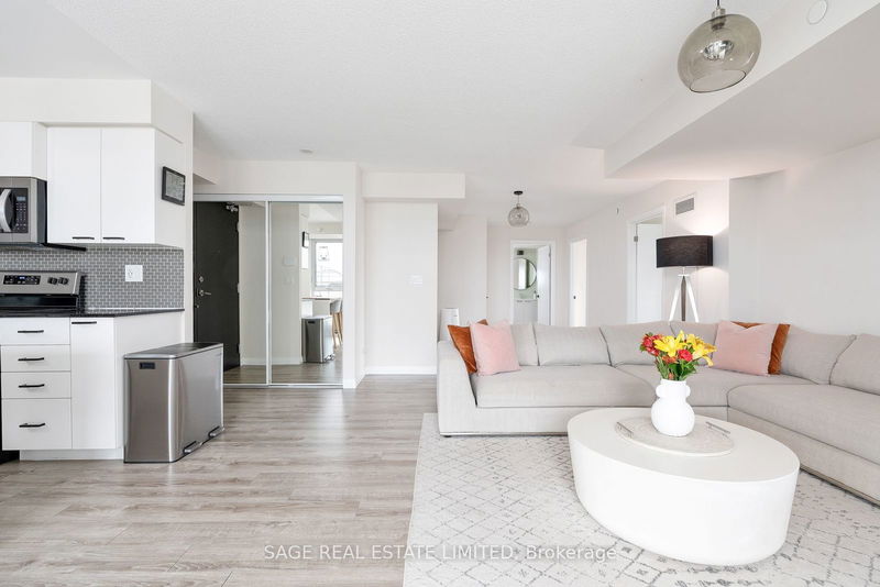 Preview image for 2150 Lawrence Ave #1002, Toronto