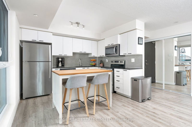 Preview image for 2150 Lawrence Ave #1002, Toronto