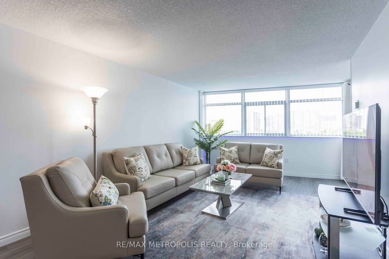 Preview image for 3151 Bridletowne Circ #808, Toronto