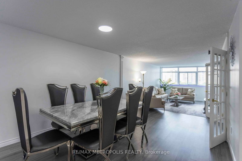 Preview image for 3151 Bridletowne Circ #808, Toronto