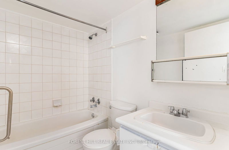 Preview image for 330 Mccowan Rd W #1304, Toronto