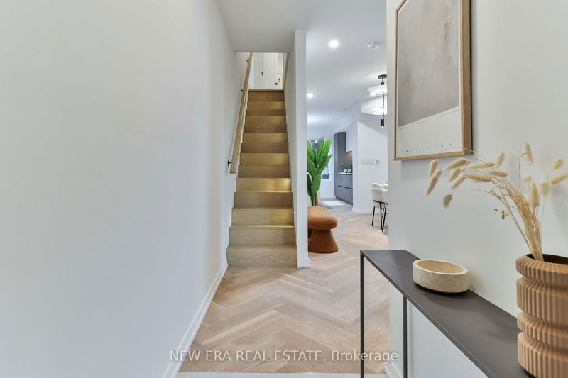 Preview image for 118 Cambridge Ave, Toronto
