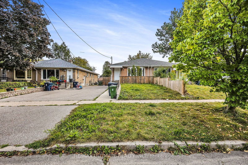 Preview image for 41 Freeborn Cres, Toronto