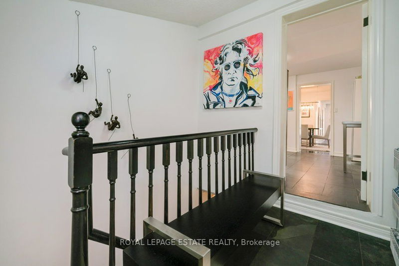 Preview image for 225 Pickering St, Toronto