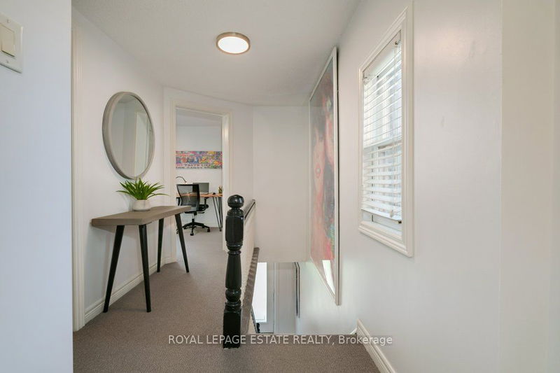 Preview image for 225 Pickering St, Toronto