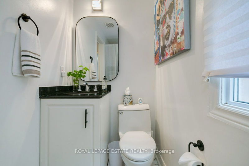 Preview image for 225 Pickering St, Toronto