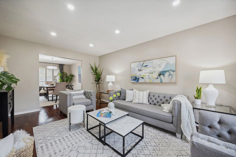Preview image for 579 Sheppard Ave, Pickering