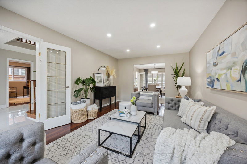 Preview image for 579 Sheppard Ave, Pickering