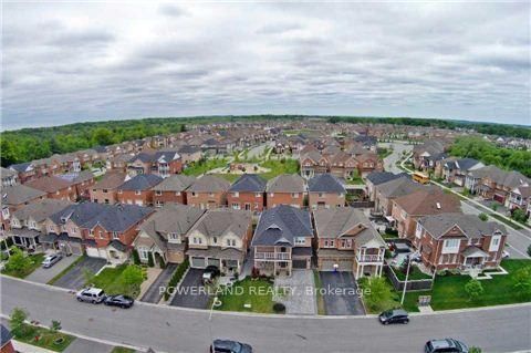 Preview image for 92 Maroon Dr, Richmond Hill