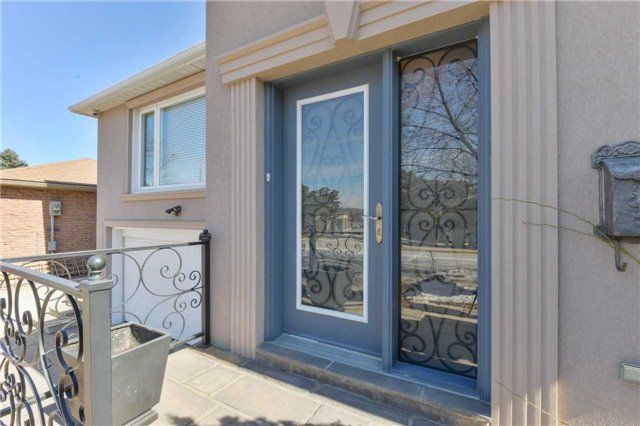 Preview image for 144 Kirk Dr, Markham