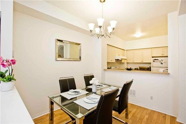 Preview image for 6 Cox Blvd #10, Markham