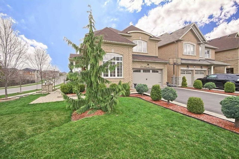 Preview image for 131 Maverick Cres, Vaughan