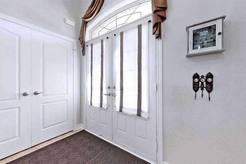 Preview image for 331 Mantle Ave, Whitchurch-Stouffville