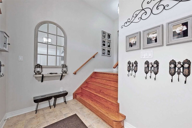 Preview image for 331 Mantle Ave, Whitchurch-Stouffville