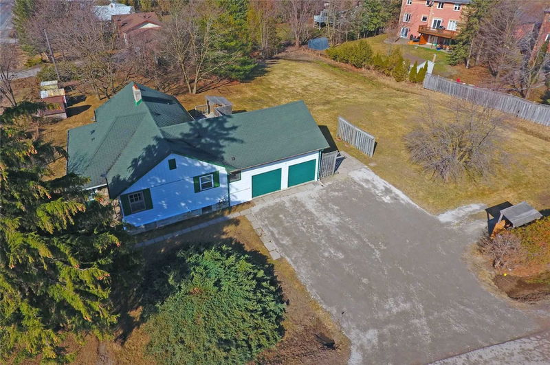 Preview image for 2 Preston Ave, Whitchurch-Stouffville