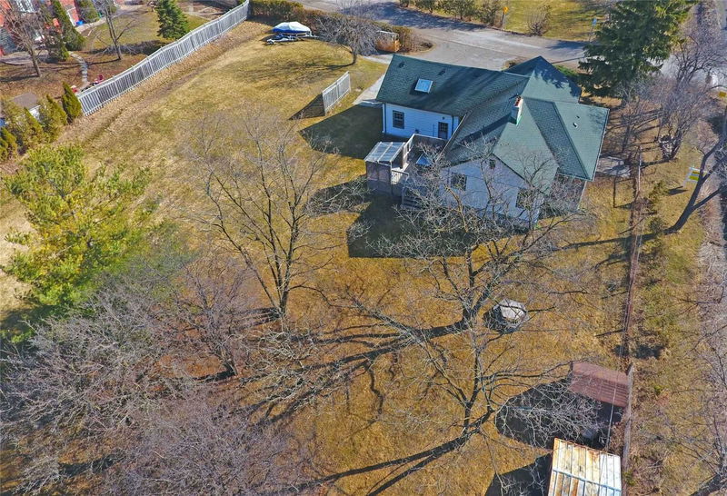 Preview image for 2 Preston Ave, Whitchurch-Stouffville