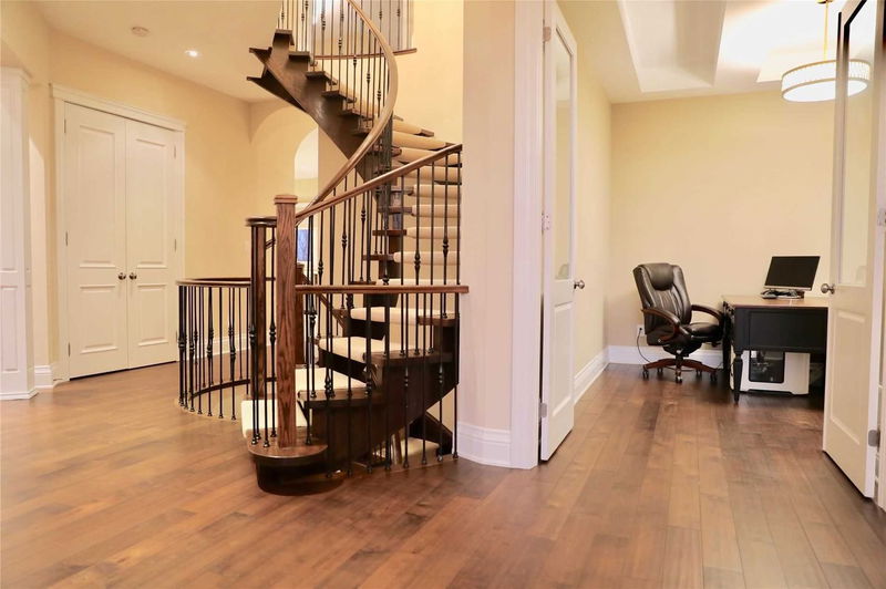 Preview image for 138 Carisbrooke Circ, Aurora