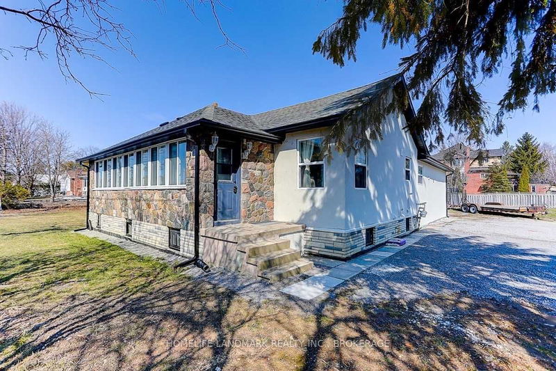 Preview image for 2 Preston Ave, Whitchurch-Stouffville