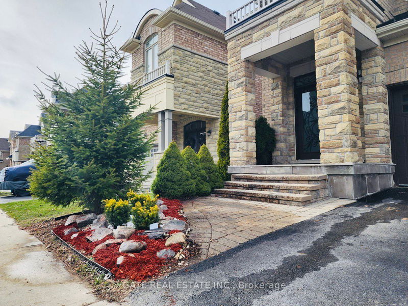 Preview image for 16 Homerton Ave, Richmond Hill