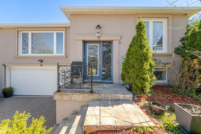 Preview image for 144 Kirk Dr, Markham