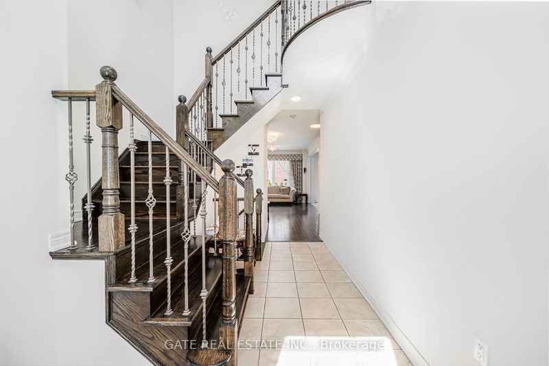 Preview image for 16 Homerton Ave, Richmond Hill