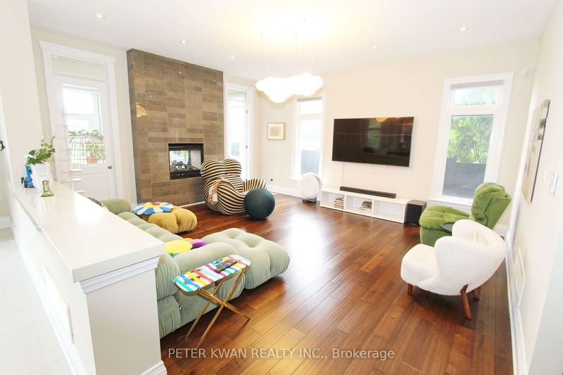 Preview image for 138 Carisbrooke Circ, Aurora