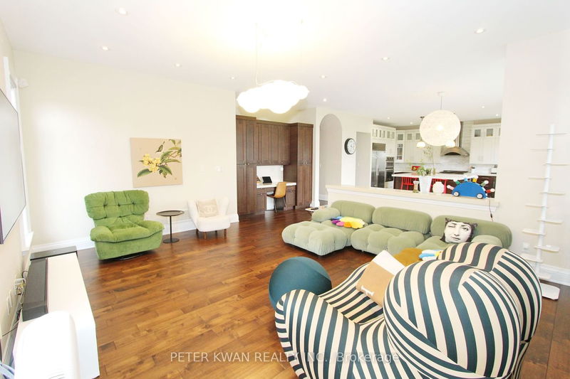 Preview image for 138 Carisbrooke Circ, Aurora