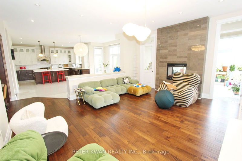 Preview image for 138 Carisbrooke Circ, Aurora
