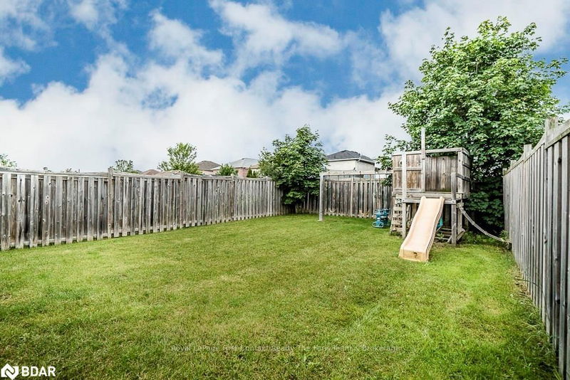 Preview image for 15 Raymond Cres, Barrie
