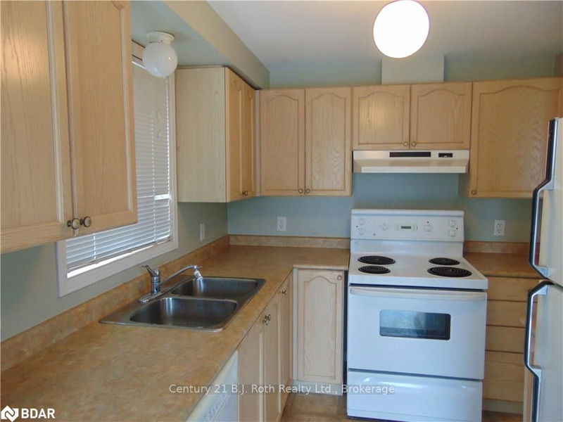Preview image for 15 Raymond Cres, Barrie