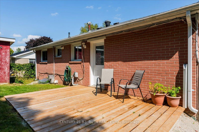 Preview image for 628 Mississaga St W, Orillia