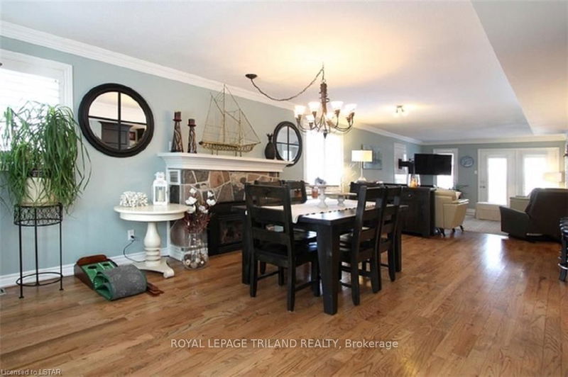 Preview image for 396 Couchiching Point Rd, Orillia