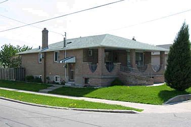 Preview image for 109 Gilley Rd, Toronto