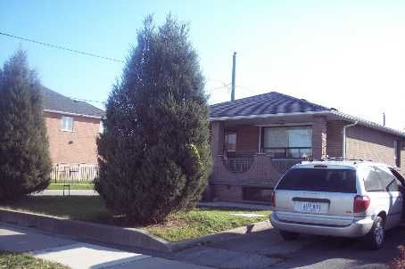 Preview image for 109 Gilley Rd, Toronto