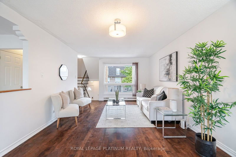 Preview image for 640 Rathburn Rd E #31, Mississauga