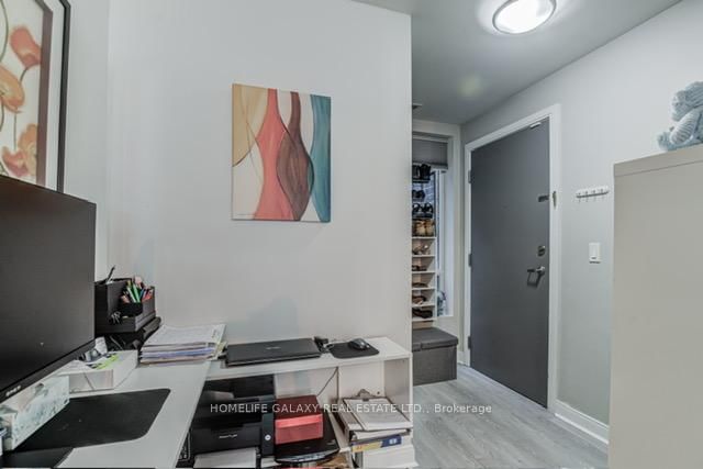 Preview image for 760 The Queens Way #212, Toronto
