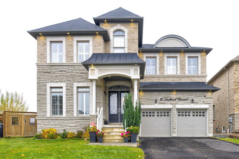 Preview image for 20 Ladbrook Cres, Brampton