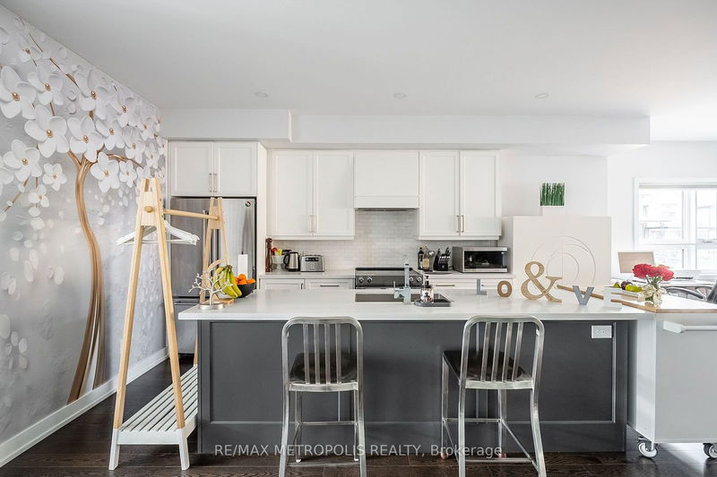 Preview image for 27 Thornton Ave, Toronto