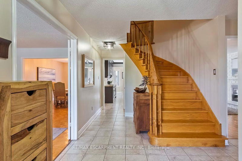 Preview image for 1266 Dexter Cres, Mississauga