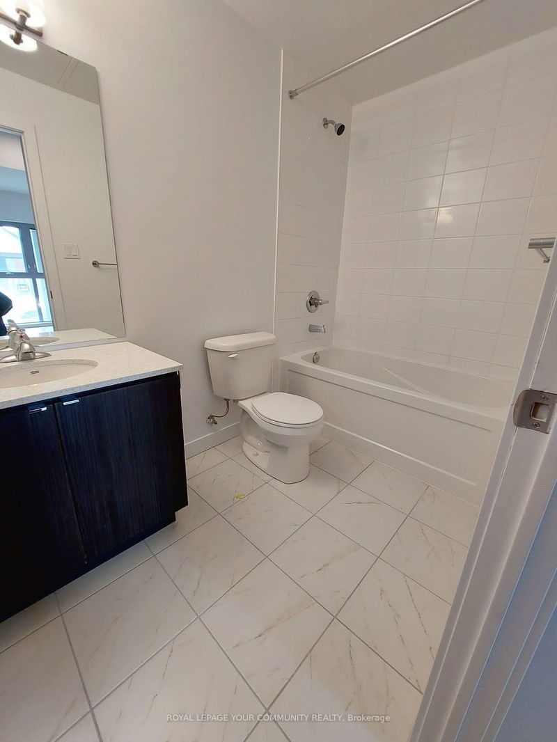 Preview image for 2433 Dufferin St S #102, Toronto