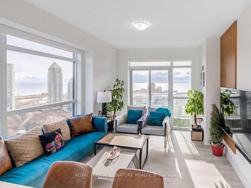 Preview image for 251 Manitoba St #2704, Toronto