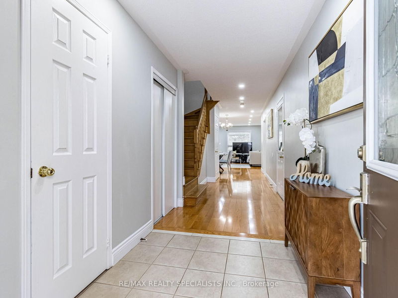 Preview image for 109 Woodhaven Dr, Brampton