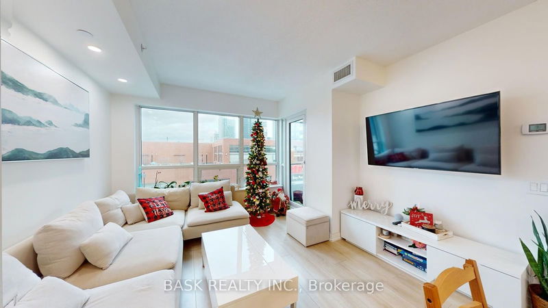 Preview image for 2220 Lake Shore Blvd W #406, Toronto